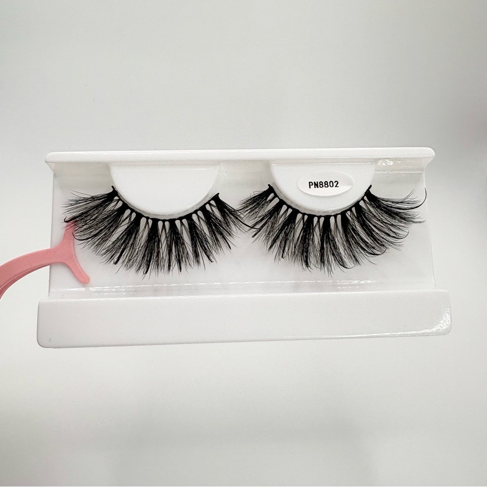 PN8802 - Spiked Russian Lash